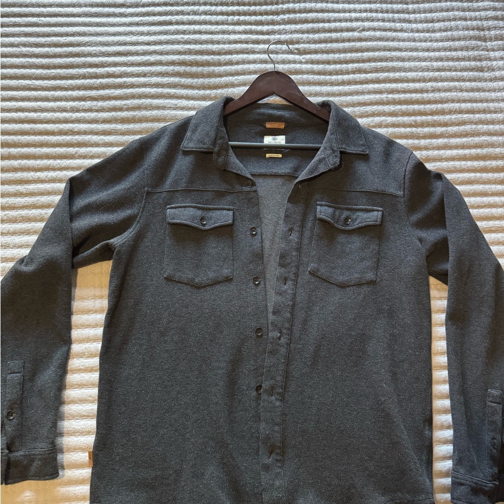 Astrneme Gray Button-Up Shirt